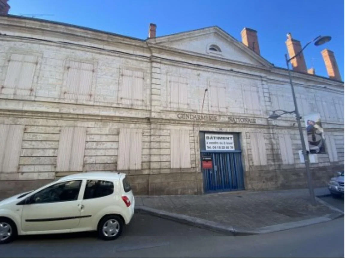 Immeuble de bureaux — Ancienne gendarmerie